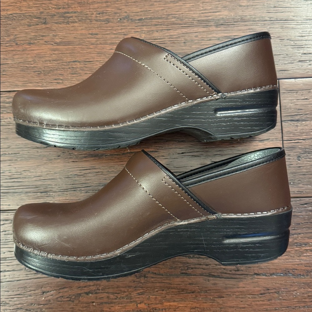 Dansko Professional Clogs - image 8